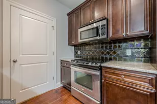 901 Abernathy Rd NE, Atlanta, GA 30328 - Photo 4