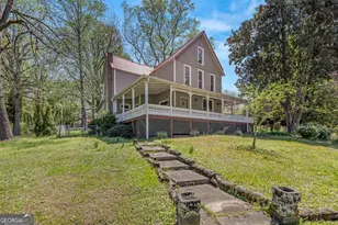 623 Maine St, Demorest, GA 30535 - Photo 2