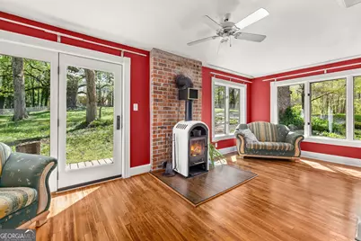 623 Maine Street, Demorest, GA 30535 - Photo 10