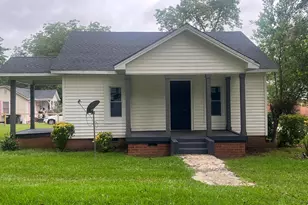 407 Oak St, Thomaston, GA 30286 - Photo 1