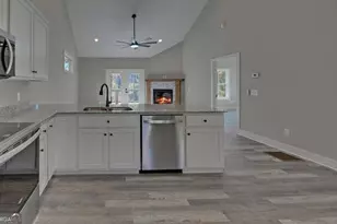 1158 Shadow Mountain Rd, Hiawassee, GA 30546 - Photo 8