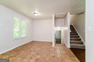 5338 Olde St, Stone Mountain, GA 30088 - Photo 6