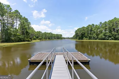 102 Clubhouse Circle, Saint Marys, GA 31558 - Photo 16