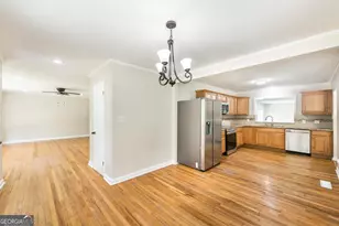 880 Winchester Cir, Macon, GA 31210 - Photo 14