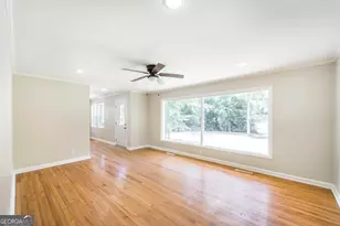 880 Winchester Cir, Macon, GA 31210 - Photo 12