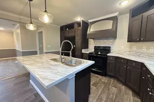 219 Lineman Wy, Tunnel Hill, GA 30755 - Photo 8