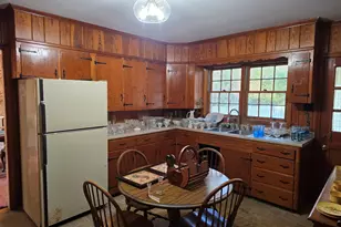 315 Forest St, Louisville, GA 30434 - Photo 8