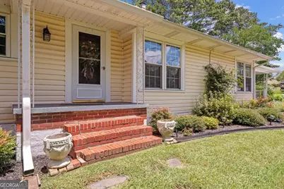 310 W College Street, Bowdon, GA 30108 - Photo 4