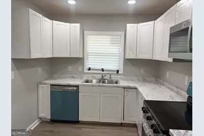 4217 Fairfax Drive, Macon, GA 31206 - Photo 2