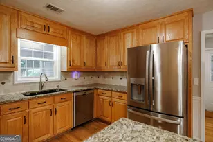 2249 Cluster Ln, Grayson, GA 30017 - Photo 16