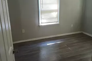 5135 Hilltop Dr, Union City, GA 30291 - Photo 12