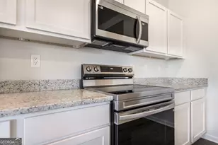 100 Monroe Ct, Byron, GA 31008 - Photo 12