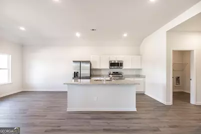 100 Monroe Court, Byron, GA 31008 - Photo 4