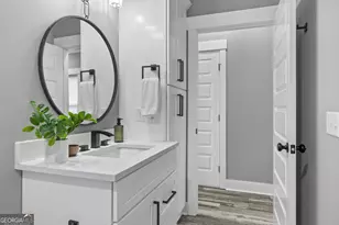 653 Seiler Ave, Savannah, GA 31401 - Photo 22