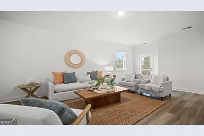 1046 Lakes Boulevard, Brunswick, GA 31525 - Photo 12