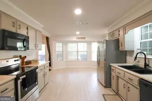 2821 Clayton Dr, Valdosta, GA 31602 - Photo 6