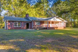 4638 Hwy 63, Carnesville, GA 30521 - Photo 1