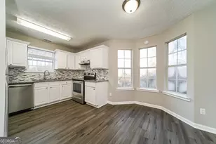 130 W Village Ct, Riverdale, GA 30296 - Photo 8