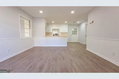 601 Melrose Drive, Forest Park, GA 30297 - Photo 6