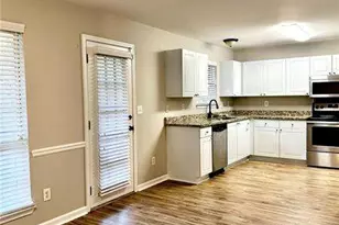 5670 Windswept Trce, Sugar Hill, GA 30518 - Photo 4