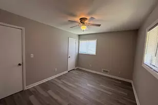 907 Strawberry Ct, Ellenwood, GA 30294 - Photo 16