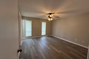 907 Strawberry Ct, Ellenwood, GA 30294 - Photo 24