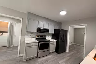 907 Strawberry Ct, Ellenwood, GA 30294 - Photo 8