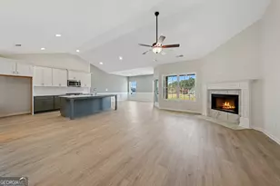 106 Beaver Crk Wy, Lagrange, GA 30241 - Photo 8