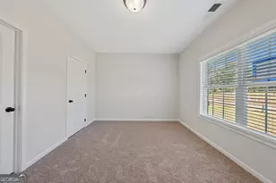 106 Beaver Crk Wy, Lagrange, GA 30241 - Photo 4