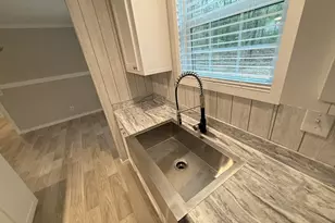 2126 Amberly Rd, Elberton, GA 30635 - Photo 12