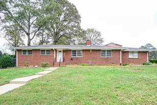 680 Sherwood Dr, Jonesboro, GA 30236 - Photo 1