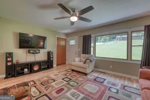 160 Sunnyside Estates, Hiawassee, GA 30546 - Photo 10