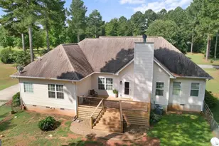 221 Creekside Dr, Arnoldsville, GA 30619 - Photo 4