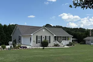 733 Woodland Way, Dewy Rose, GA 30634 - Photo 2