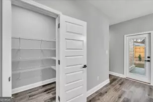 212 Eric Ct, Byron, GA 31008 - Photo 16