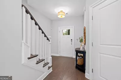 1055 Johnsons Grove, Atlanta, GA 30318 - Photo 4