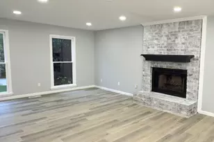 165 Forest Lake Dr, Fayetteville, GA 30215 - Photo 6