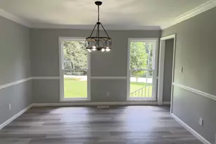 165 Forest Lake Dr, Fayetteville, GA 30215 - Photo 10