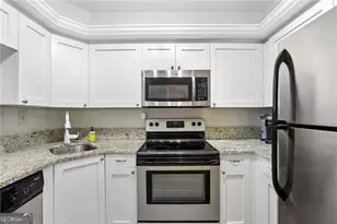 2870 Pharr Ct S Northwest, Atlanta, GA 30305 - Photo 16