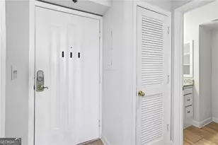 2870 Pharr Ct S Northwest, Atlanta, GA 30305 - Photo 20