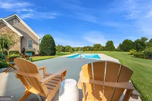 134 York Shores Ln, Hartwell, GA 30643 - Photo 6