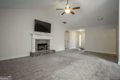 139 Goldshore Way, Statham, GA 30666 - Photo 4