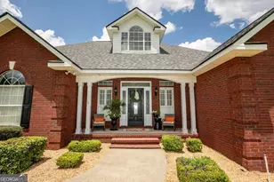 3930 Golfview Dr, Blackshear, GA 31516 - Photo 2