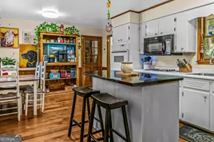 844 Sherwood Dr, Elberton, GA 30635 - Photo 8