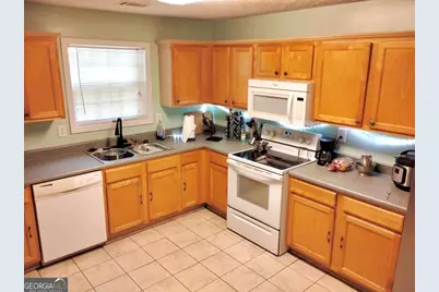 633 Skyland Drive, Winder, GA 30680 - Photo 6