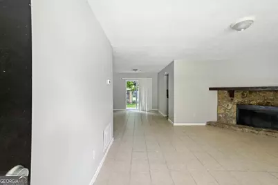 1056 Park West Court, Stone Mountain, GA 30088 - Photo 8