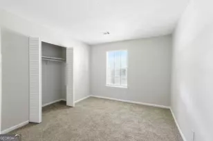 1056 Parkwest Ct, Stone Mountain, GA 30088 - Photo 14