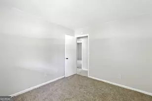 1056 Parkwest Ct, Stone Mountain, GA 30088 - Photo 22