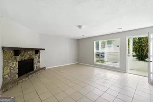 1056 Parkwest Ct, Stone Mountain, GA 30088 - Photo 10