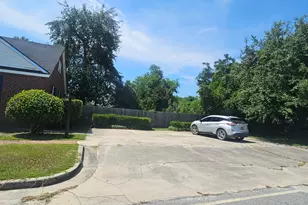 107 E Liberty St, Claxton, GA 30417 - Photo 24